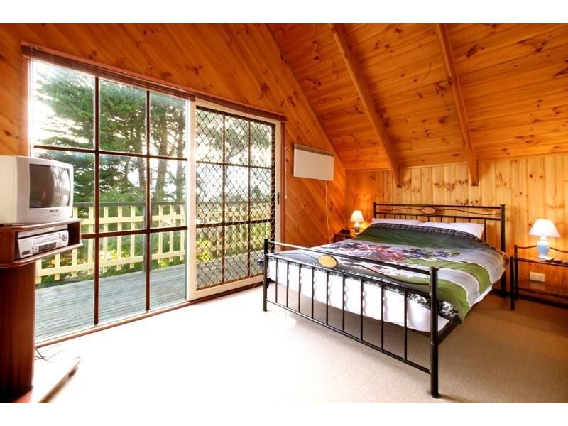 27 Terry Crescent, Wimbledon Heights VIC 3922