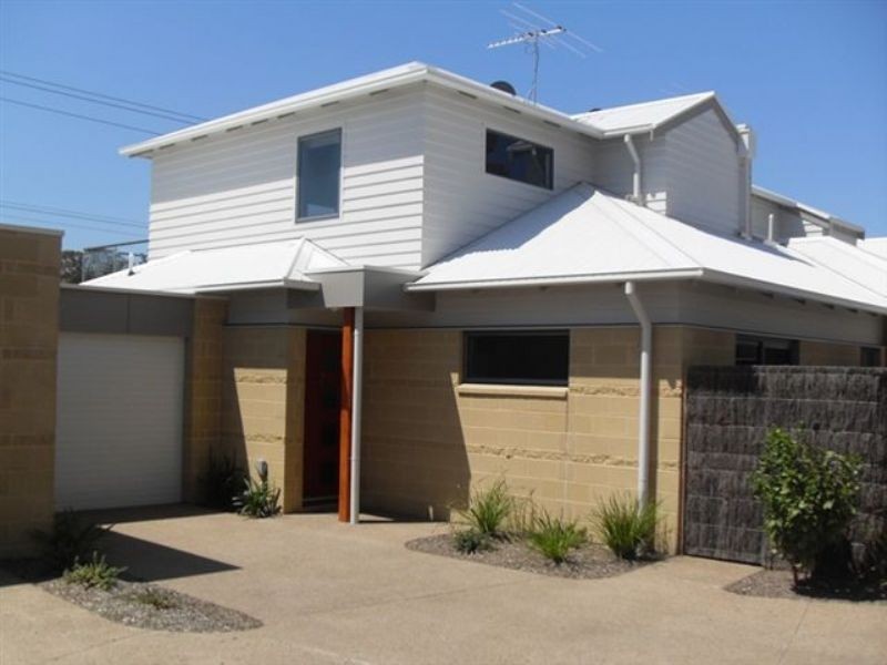 2/1 Wyndham Avenue, Cowes VIC 3922