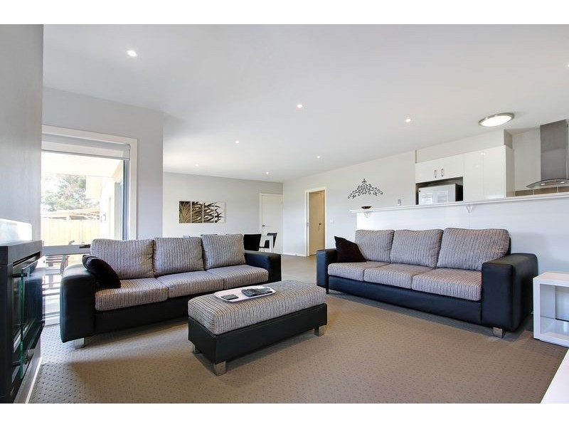 3, 4 & 5/24 Redwood Drive, Cowes VIC 3922