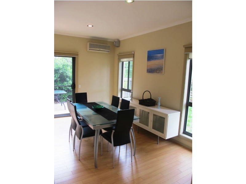 143 Church Street, Cowes VIC 3922