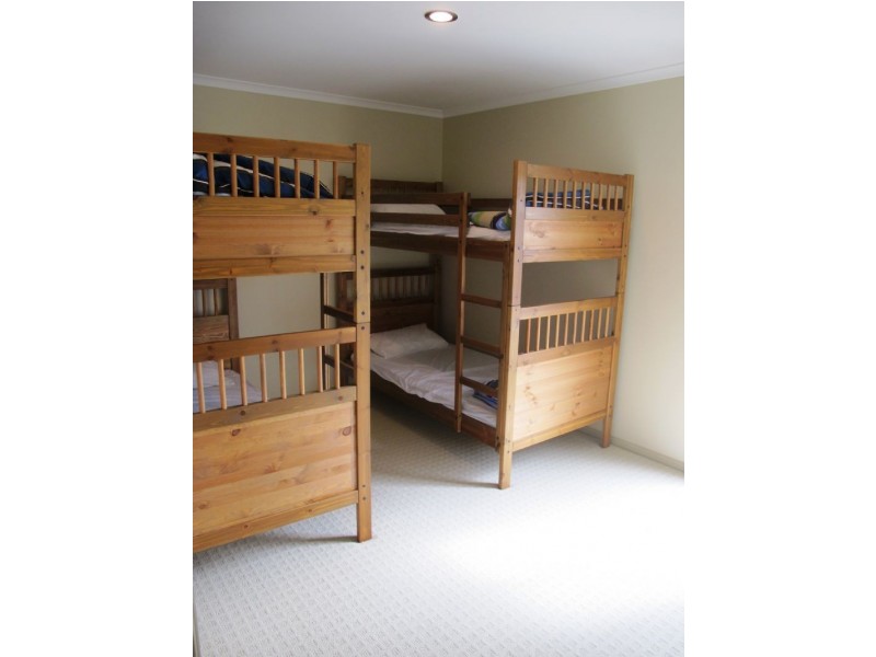 143 Church Street, Cowes VIC 3922