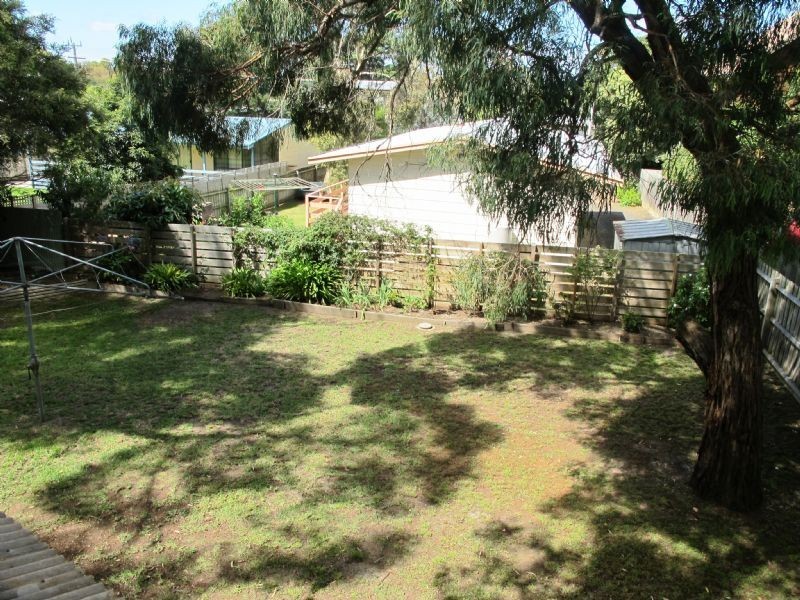 25 Highland ave, Cowes VIC 3922