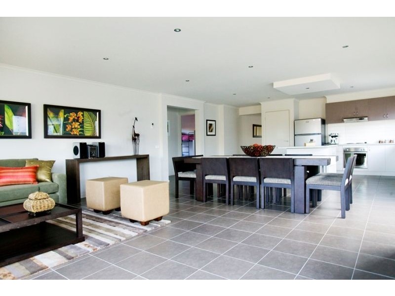 44 Katherine Circuit, Cowes VIC 3922