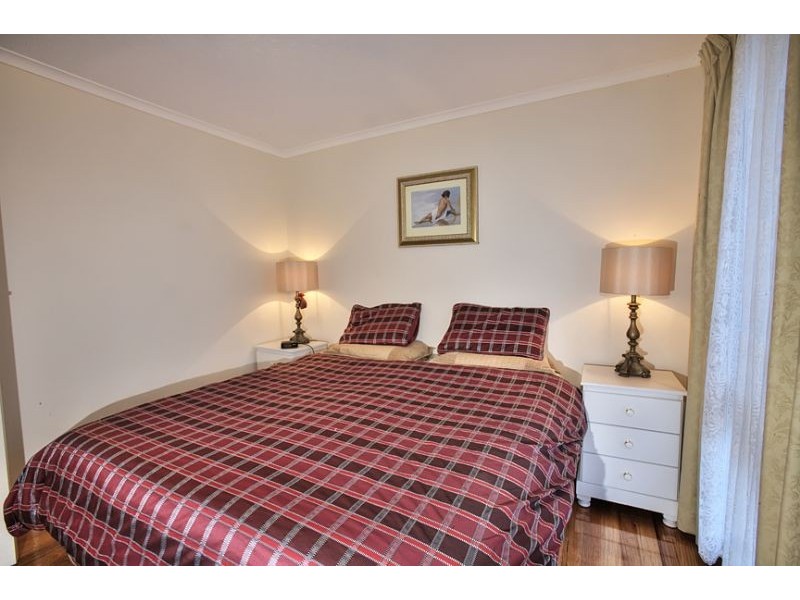 2-4 West Court, Cowes VIC 3922