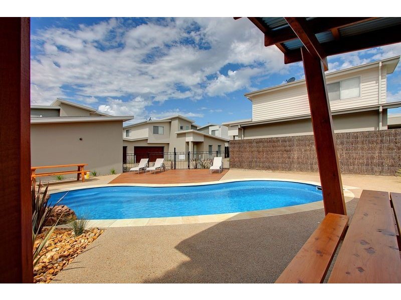 3/24 Redwood Drive, Cowes VIC 3922
