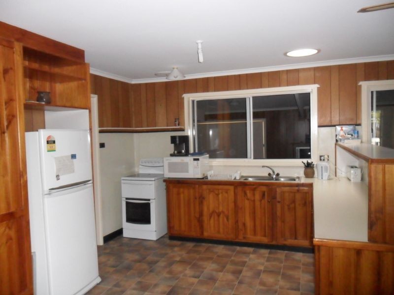 12 Koala Street, Cowes VIC 3922