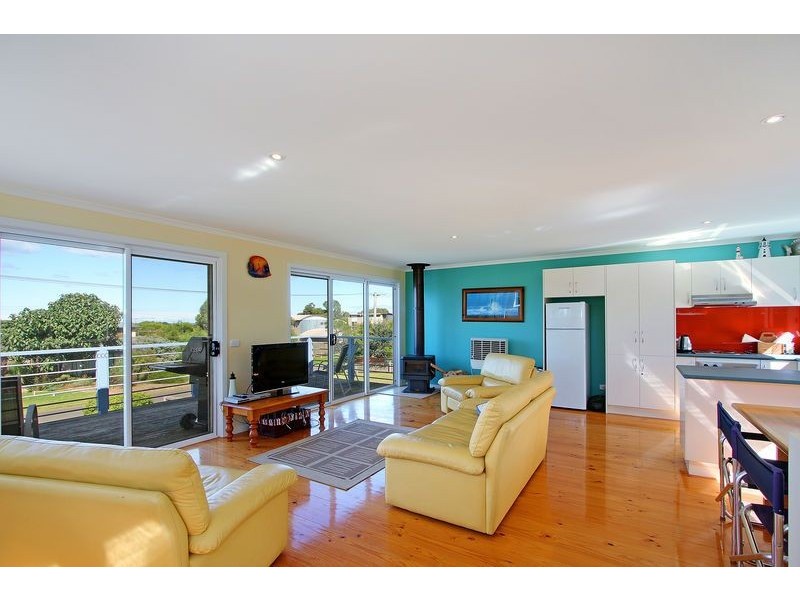 10 Sunset Drive, Sunset Strip VIC 3922