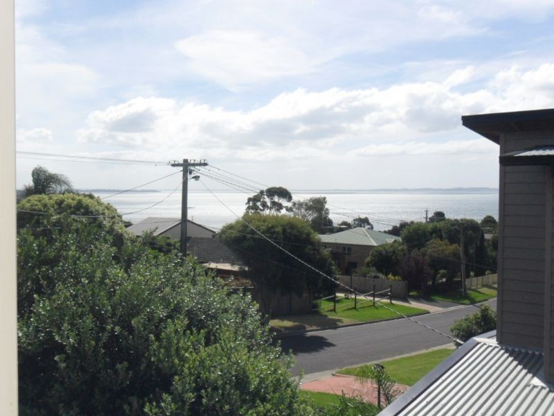 6 Harrington Drive, San Remo VIC 3925