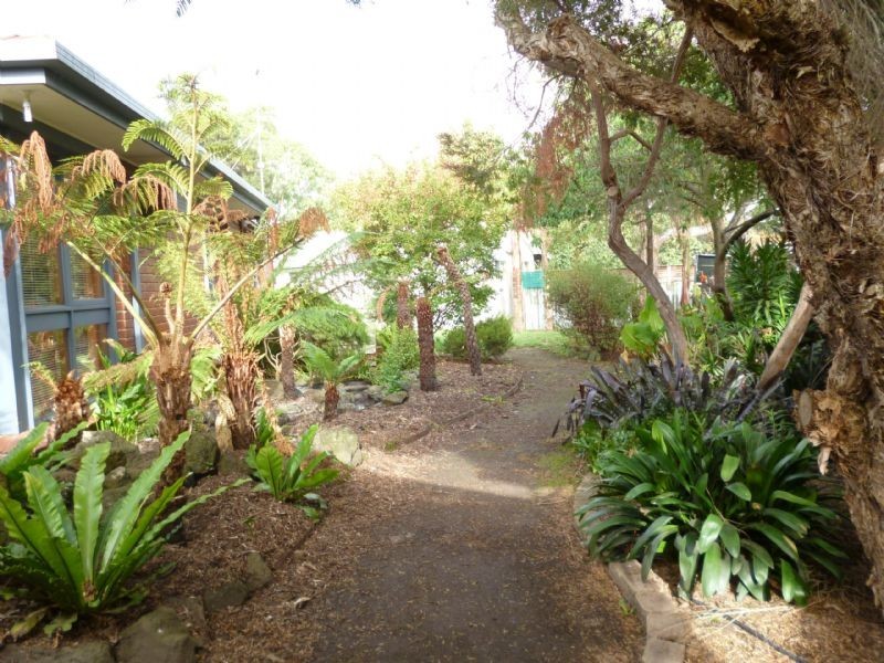 12 Holiday Court, Cowes VIC 3922