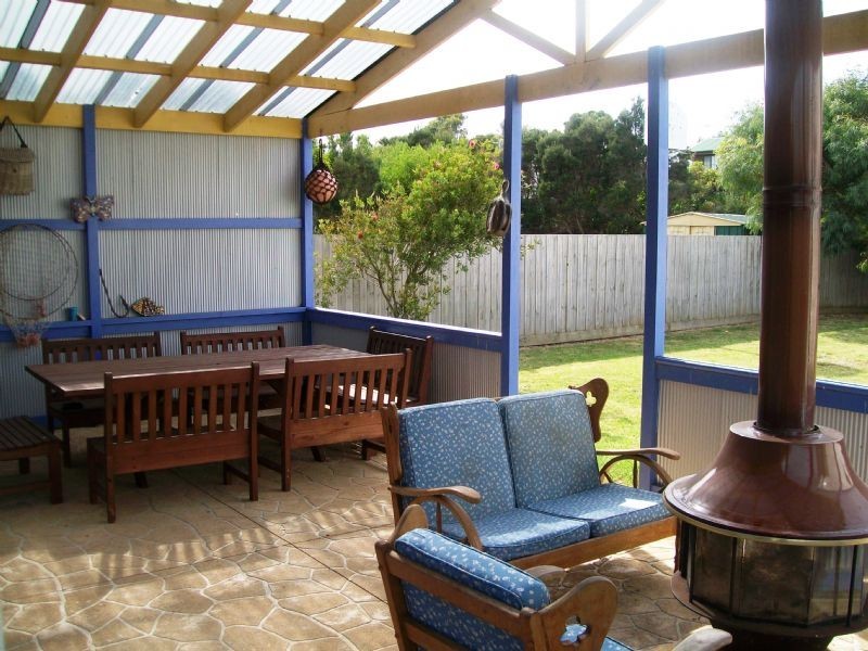 15 Barramundi Ave, Smiths Beach VIC 3922