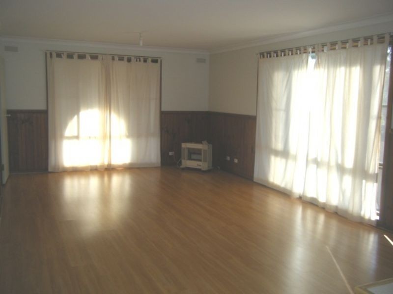 29 Irving Road, Cowes VIC 3922