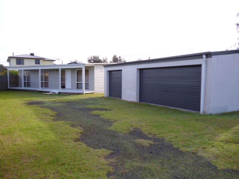 100 Ocean Reach, Cape Woolamai VIC 3925