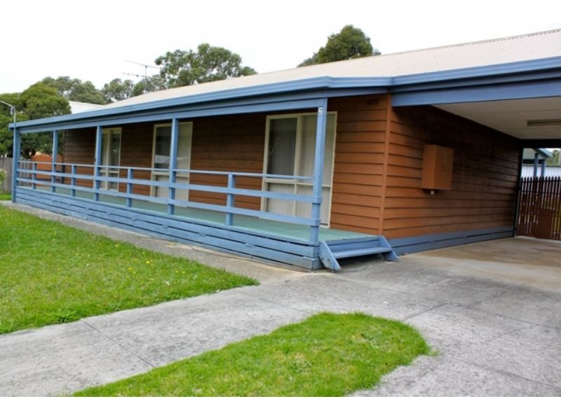 5 Darryl Court, Cowes VIC 3922