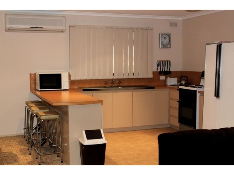 5 Darryl Court, Cowes VIC 3922