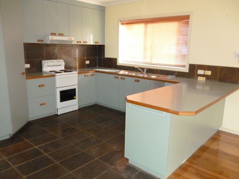 38 Alvina Crescent, Surf Beach VIC 3922