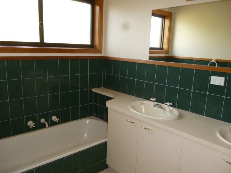 38 Alvina Crescent, Surf Beach VIC 3922