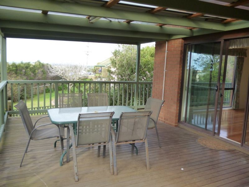 38 Alvina Crescent, Surf Beach VIC 3922