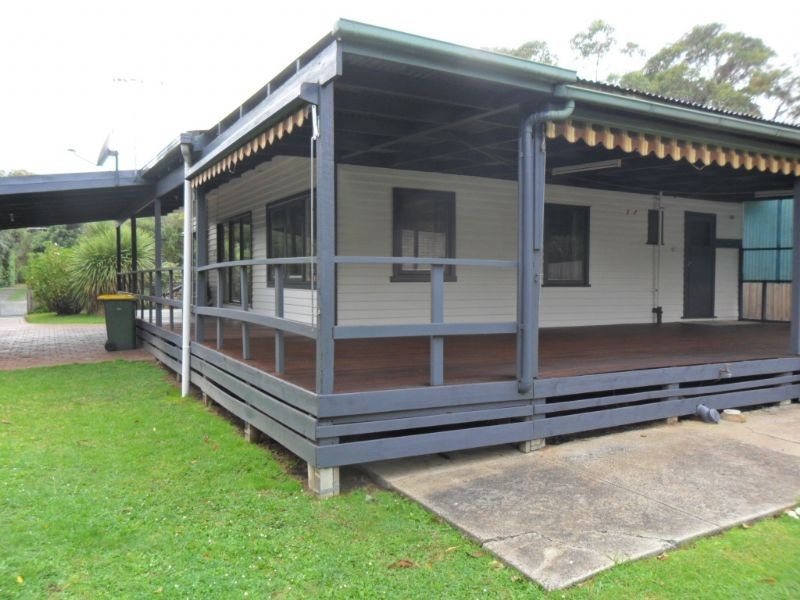 8 Birdwood Avenue, Cowes VIC 3922