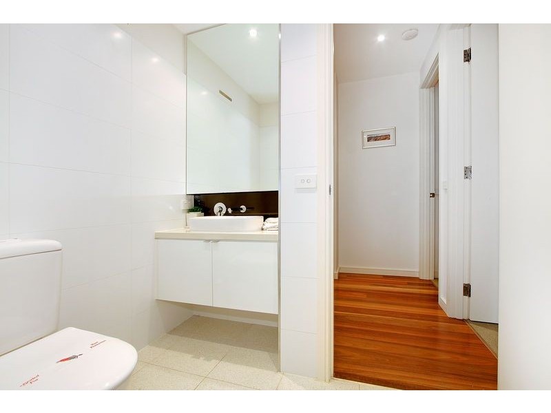 4/4 The Esplanade, Cowes VIC 3922