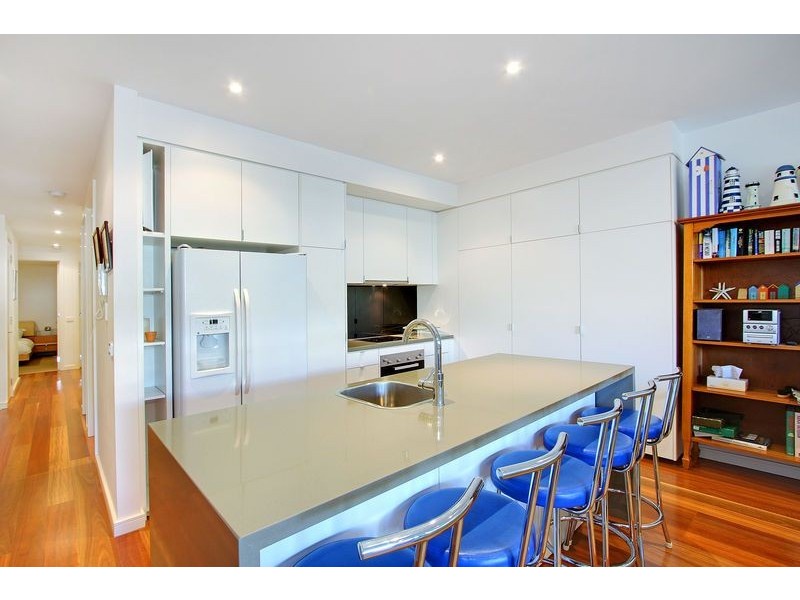 4/4 The Esplanade, Cowes VIC 3922