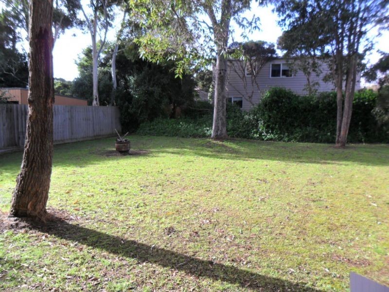 73 Hobsons Parade, Cowes VIC 3922