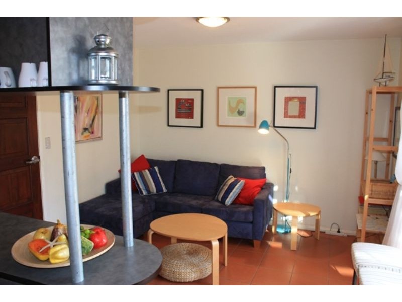 4/2 Warley Avenue, Cowes VIC 3922