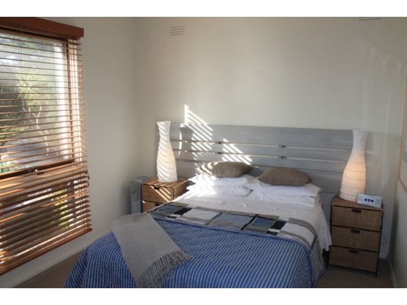 4/2 Warley Avenue, Cowes VIC 3922