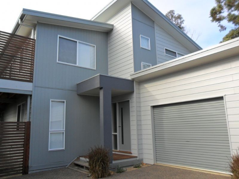 2/11 Roydon Road, Cowes VIC 3922