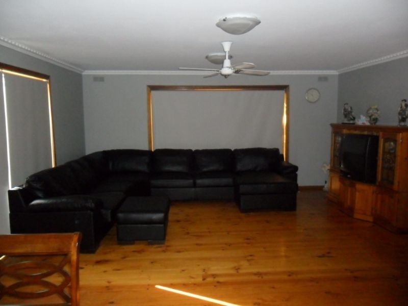 50 Churchill Drive, Cowes VIC 3922