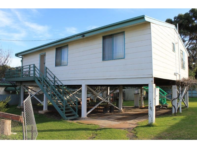 12 Barramundi Avenue, Smiths Beach VIC 3922