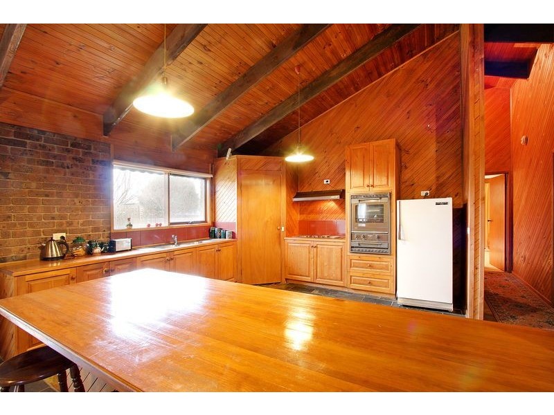 5 Robert Drive, Cowes VIC 3922