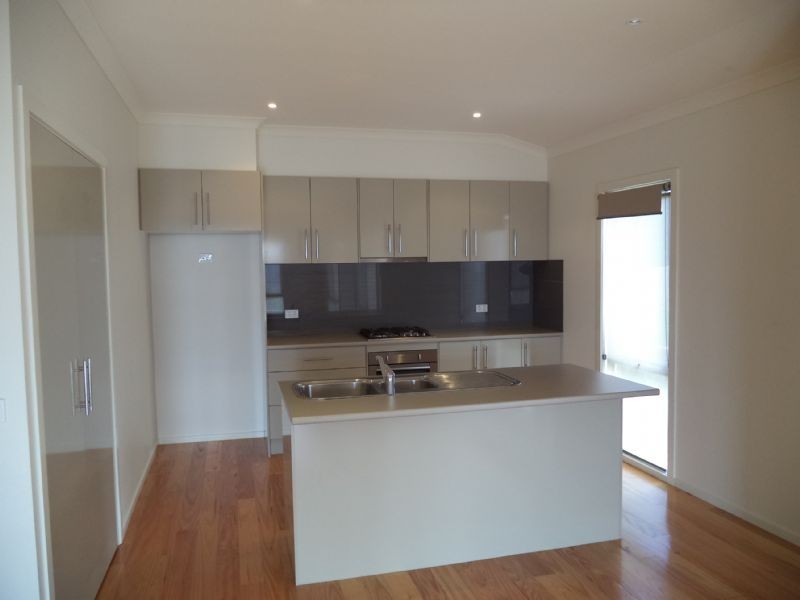 13 Waterview Rise, Cowes VIC 3922