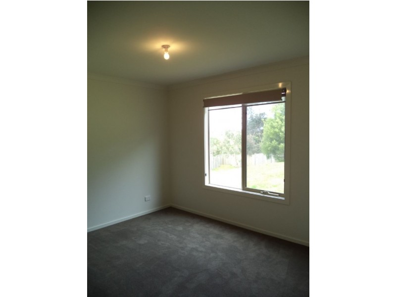 13 Waterview Rise, Cowes VIC 3922