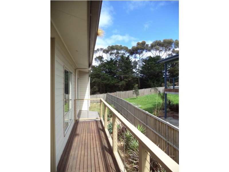 13 Waterview Rise, Cowes VIC 3922