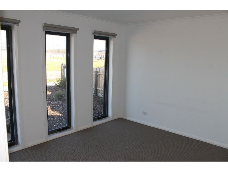 5 Dunes Street, Cowes VIC 3922