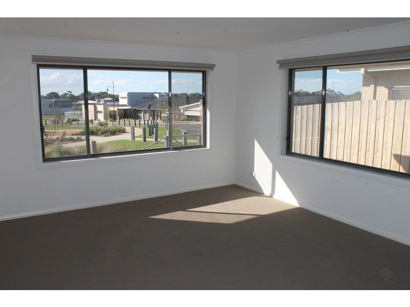 5 Dunes Street, Cowes VIC 3922