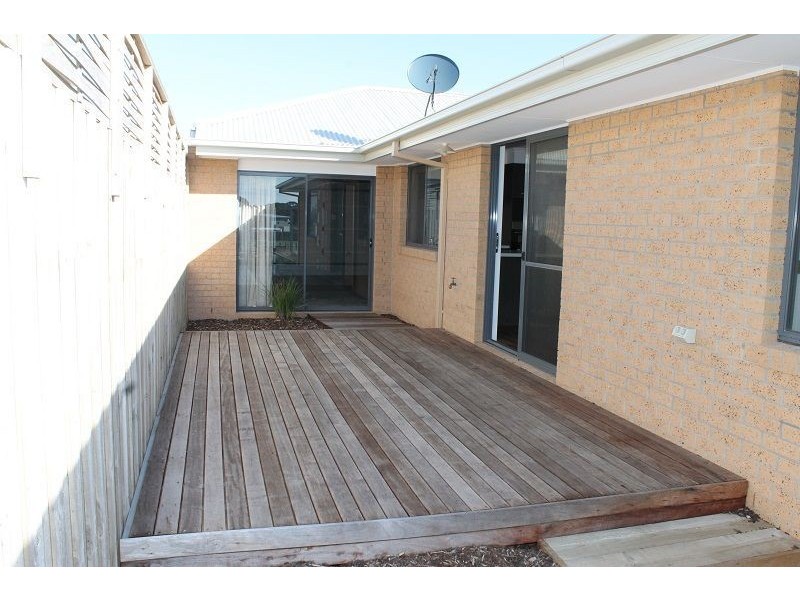 5 Dunes Street, Cowes VIC 3922