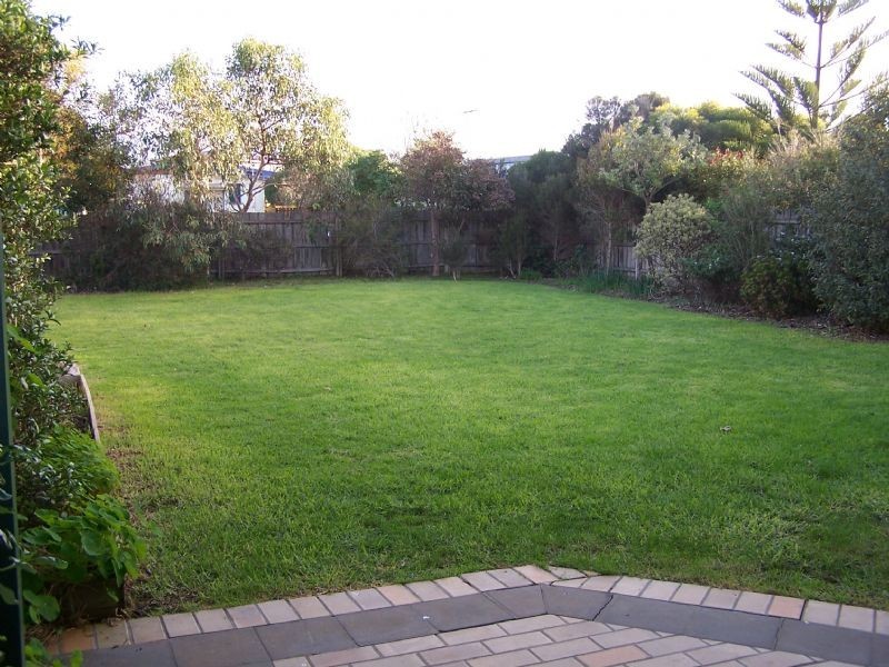 13 Fern Avenue, Surf Beach VIC 3922