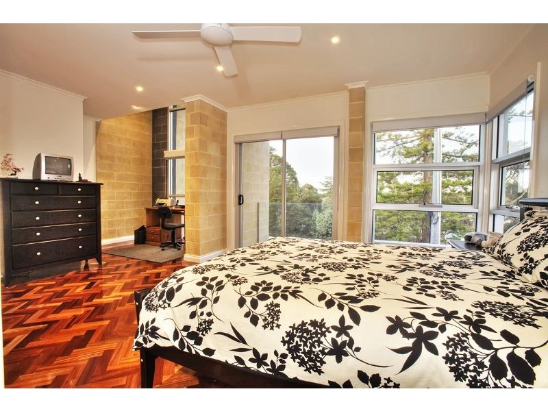 2/12 Steele Street, Cowes VIC 3922