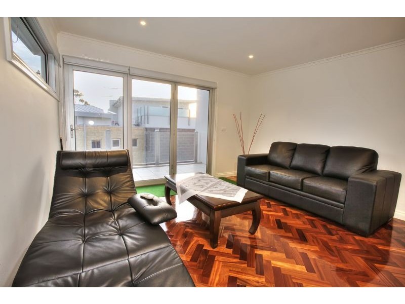 2/12 Steele Street, Cowes VIC 3922