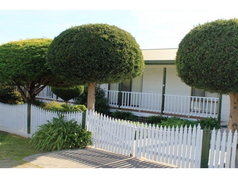 260 Settlement Road, Cowes VIC 3922