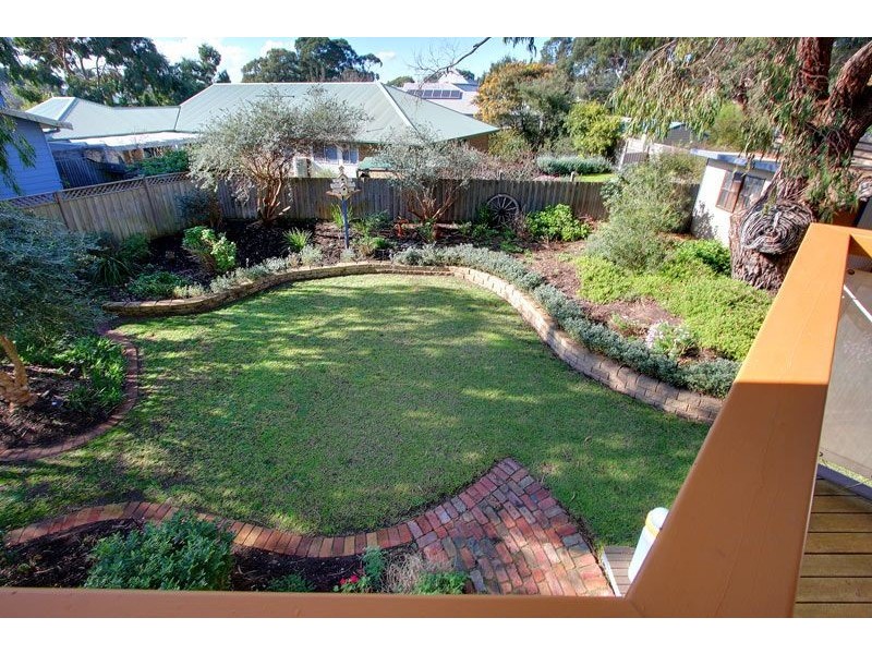 10 Collins Street, Silverleaves VIC 3922