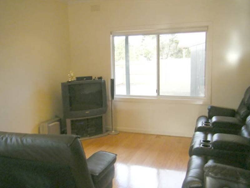 39 Pine Avenue, Cowes VIC 3922