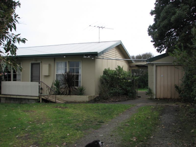 8 Surfers Drive, Cape Woolamai VIC 3925