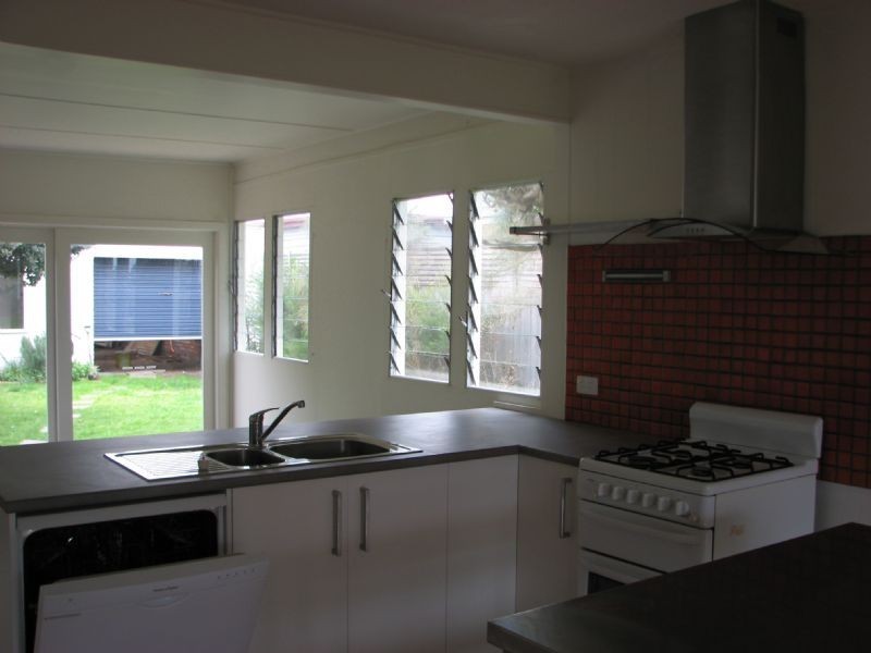 4 Barry Street, Sunderland Bay VIC 3922