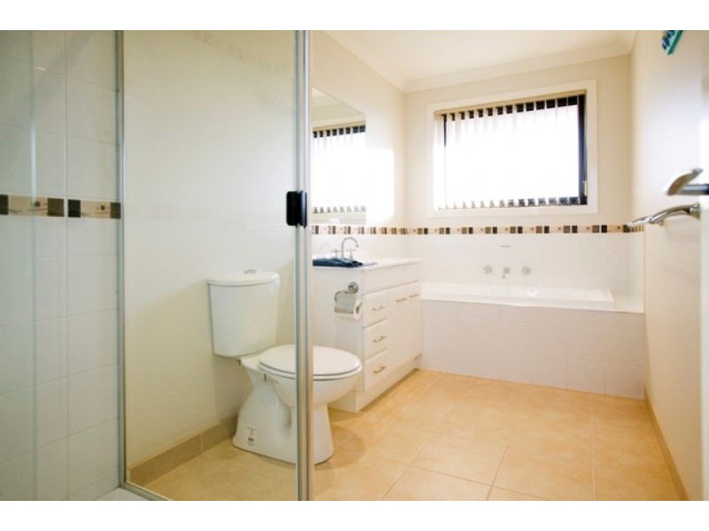 2/255 Church Street, Cowes VIC 3922