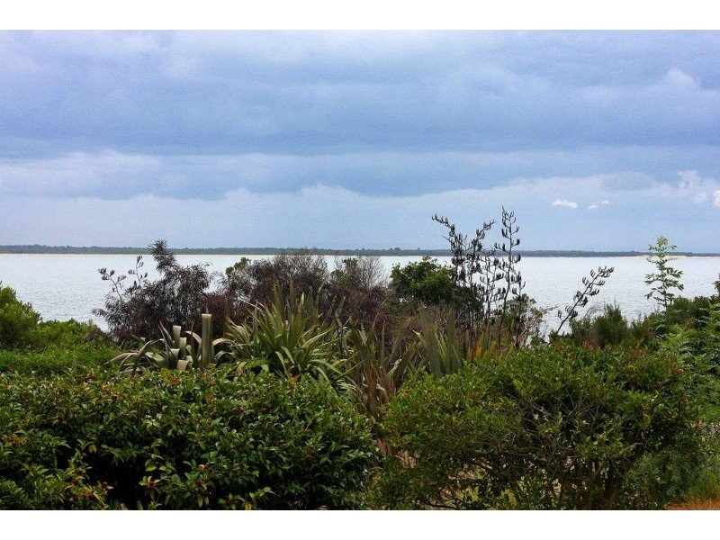 4 Justice road, Cowes VIC 3922