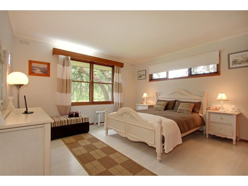 4 Justice road, Cowes VIC 3922