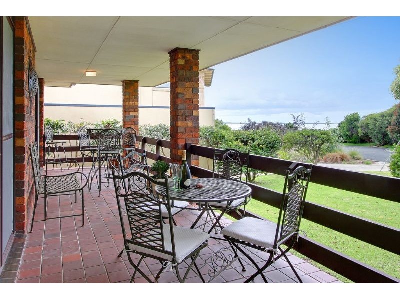 4 Justice road, Cowes VIC 3922