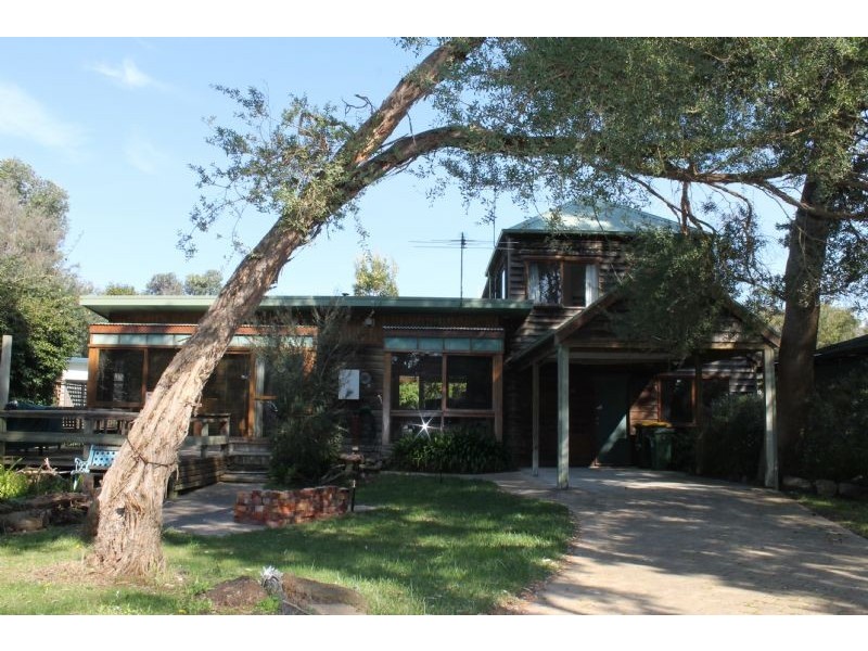 128 Silverleaves Avenue, Silverleaves VIC 3922